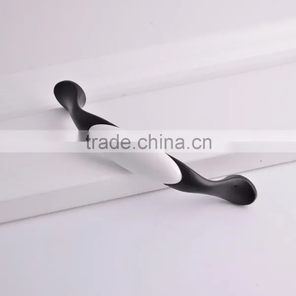 OEM Cheap Kitchen Ceramic Pull Handle Furniture Decorative Hardware Zinc Alloy Wardrobe Cabinet White And Black Pull Knobs photo-6