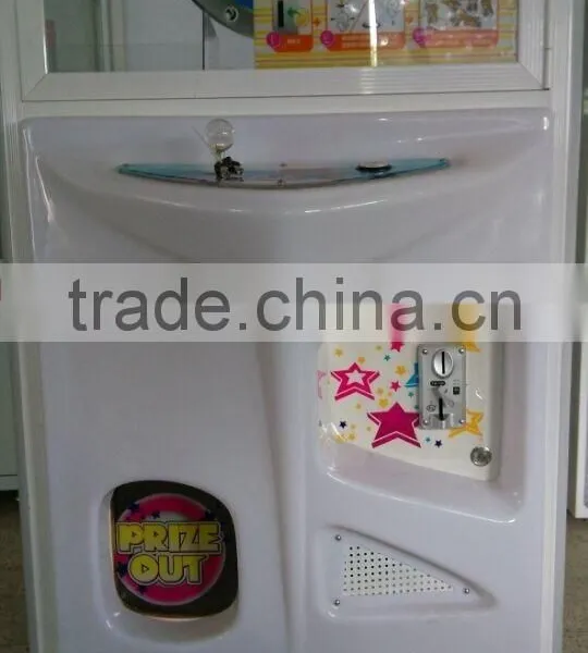 UK Hot Sale Quality Arcade Coin Operated Claw Crane Game Vending Machine photo-3