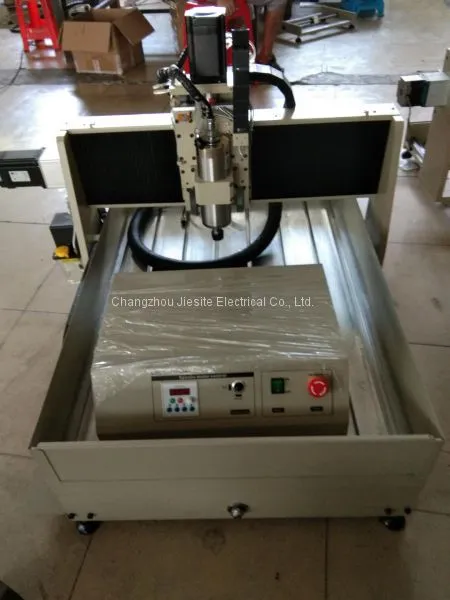 Compact CNC router