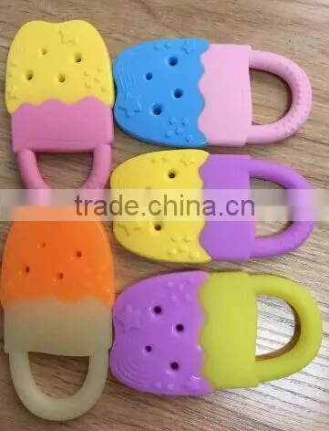 OEM Stand up Banana Shape Baby Silicone Teether Pacifier Baby Teether Brush Quality Choice photo-5