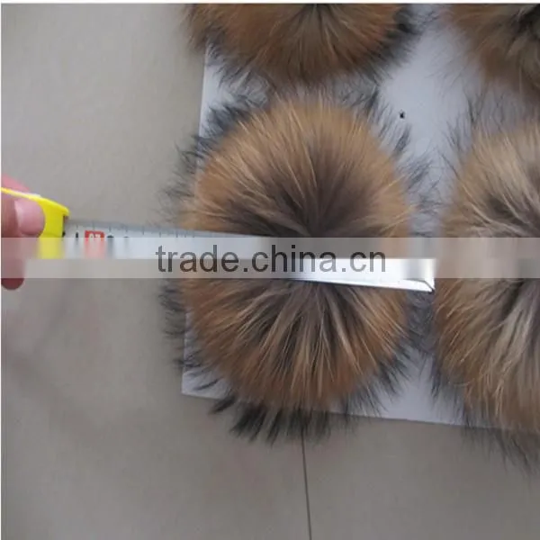 Natural Raccoon Fur Pom Pom for Hats photo-3