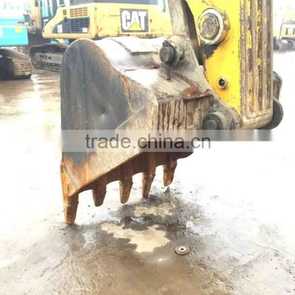 Price New Komatsu Pc220-6 Excavator, Also Pc200-7,pc200-8,pc220-7,pc220-8 photo-4