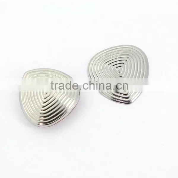 Popular Healthy for Energy Special Triangle Shape Pendant Jewelry photo-3
