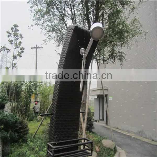 Twisted Shaped Rattan Shower With a Pulley System photo-2