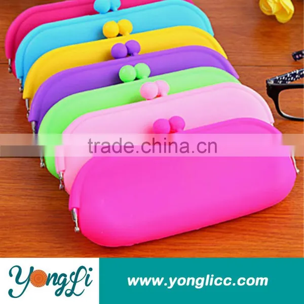 Up-to Date Portable Silicone Sunglass and Watch Case