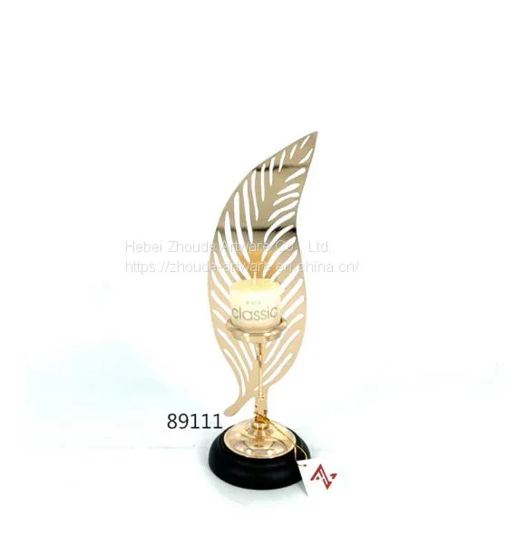 Hot Sale Metal Leaf Shape Candle Holder for Home Decoration photo-2