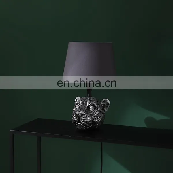 Cheetah Head Animal Statue Funny Small Decoration Customised Office Retro Desk Lamps for Hotel Bedroom photo-3