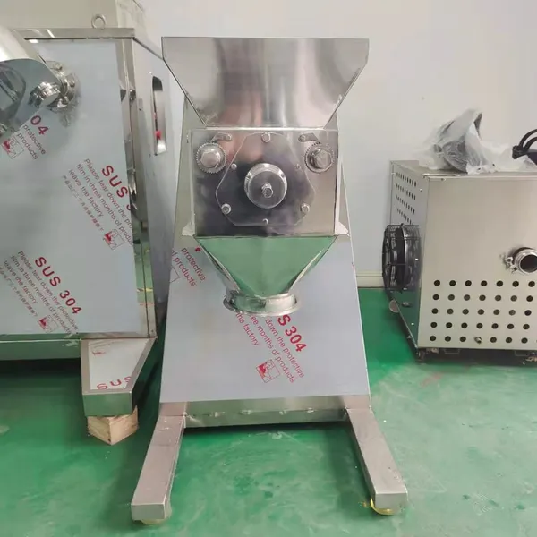 Isatis Root Chicken Essence Granulation Granulation Equipment Chicken Essence Seasoning Granule Swing Granulator Brown Sugar Swing Granulator Yk-160
