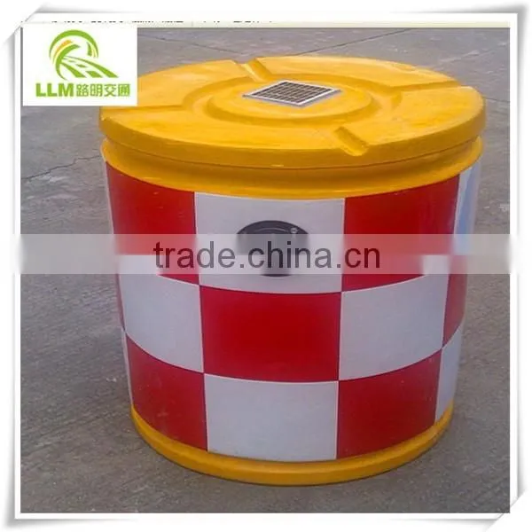 Factory Outlet Traffic Safety Facility Anti-bump Solar Fiberglass Barrel