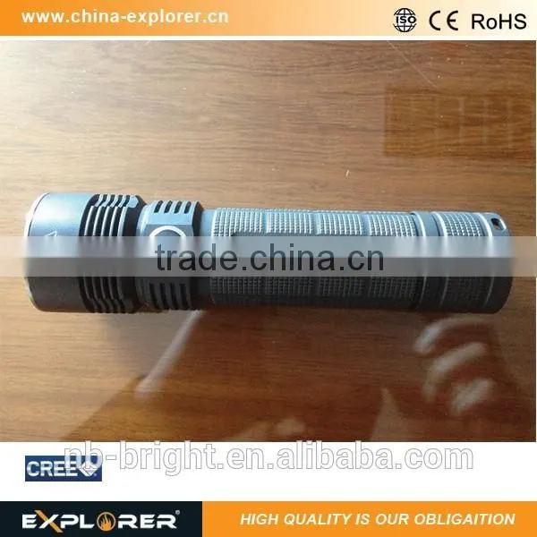 HIGH LUMEN RECHARGEABLE ALUMINUM LED FLASHLIGHT photo-3