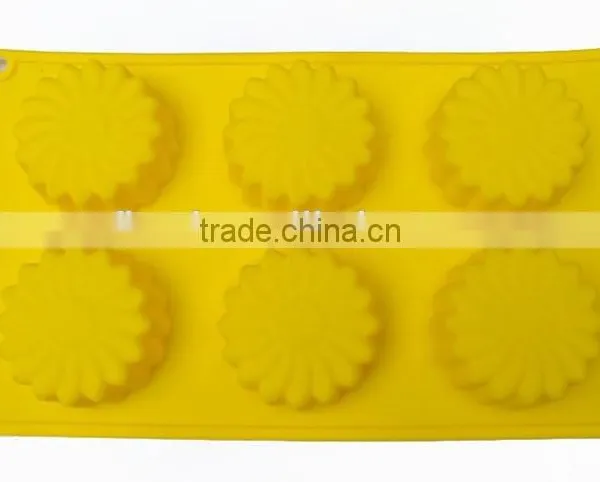 YangJiang Factory Manufacture Hot Sale Funny Non-stick Silicone Microwave Safe Cake Baking Pan photo-2