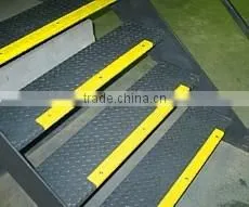 Fiberglass Gritted Stair Nosing
