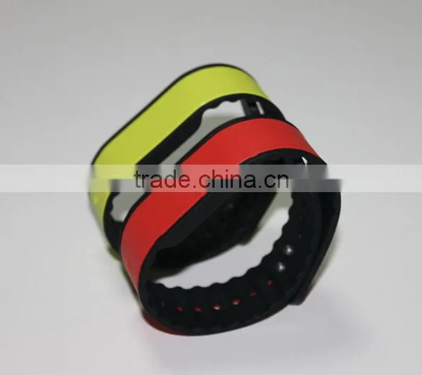 2016 Popular RFID Silicone Wristband With Customized LF HF UHF Chip photo-6