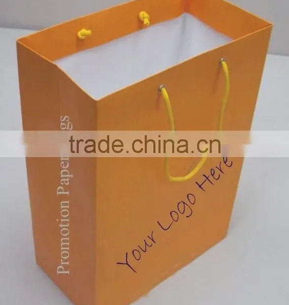 Glossy Finish Paper Bags With Rope Handles photo-2