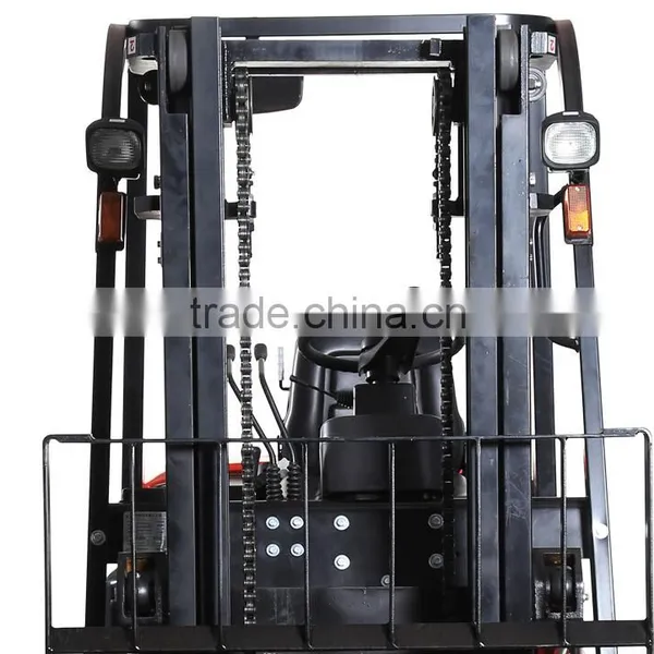 3 Ton Forklift Truck With Japanese Isuzu Engine photo-2