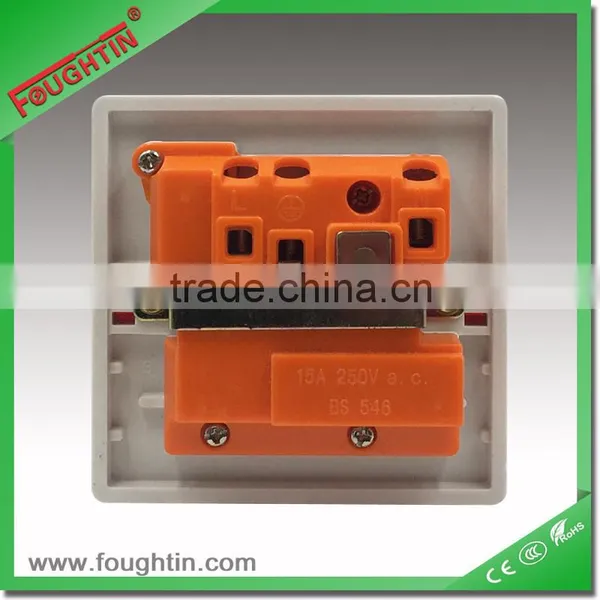 15A Africa Socket With 1gang Switch and Indicator Light Electric Wall Switch photo-3