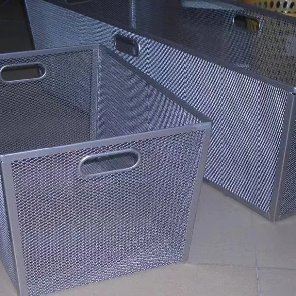 Diamond Hole Expanded Metal Steel Sheet Grating for Easy Installation Fencing photo-4