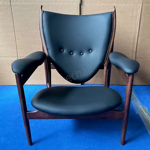 Luxury Designer Leather Single Lounge Chair Elegant Metal Leg Armchair for Living Room Furniture Chaise Style photo-2