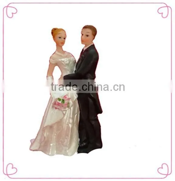 Resin Couple Figurine for Wedding Gifts photo-4