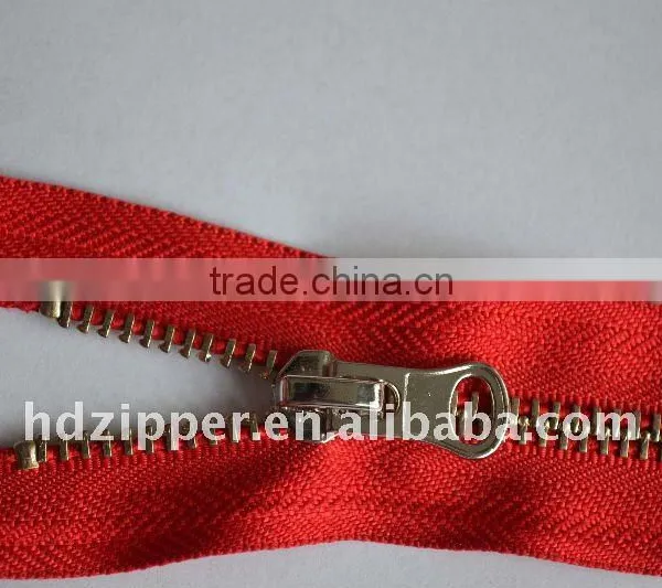 Ykk Red Color Metal Zip With Auto Lock Slider