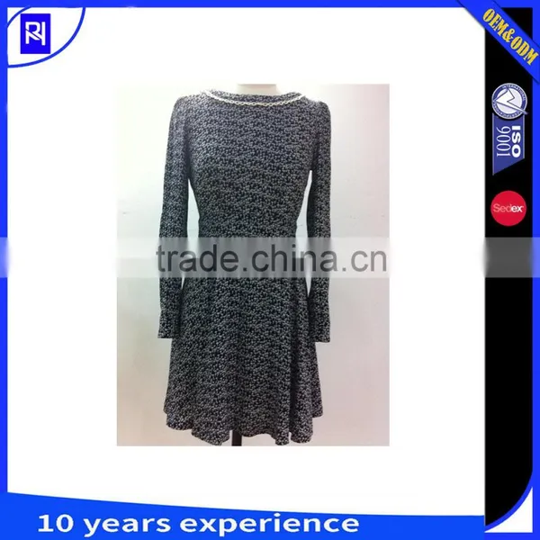 100% Viscose Printed Dress Women Long Sleeve Lace Decoration Knee Length Casual Wear