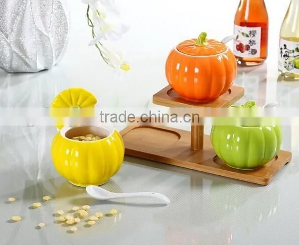 NEW Decorative Fruit and Vegetable Shaped Ceramic Spice Jar With Wooden Shelf photo-3
