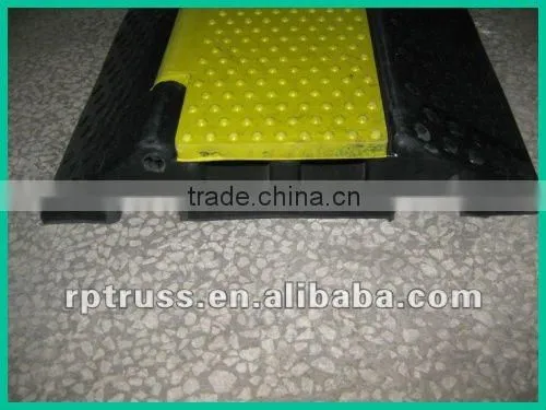Rubber Cable Protector Hump Road Safety Rubber Hump photo-4