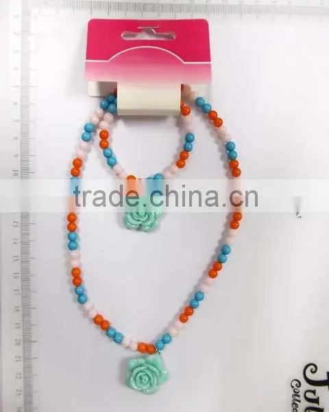Lovely Children Multicolor Beaded Necklace Bracelet Set With Cartoon Images Pendant photo-3