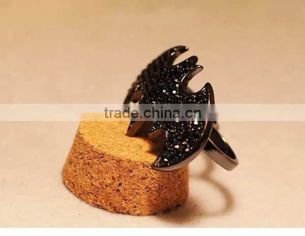 Black Crystal Studded Bat Shape Double Finger Holes Punk Style Ring photo-6