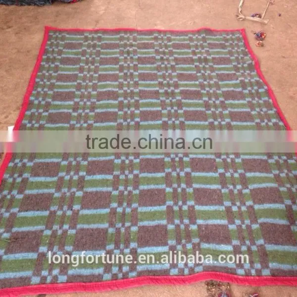 China Suppliers Quilt Blankets Rebel Wholesale Plush Blankets Jacquard Bedspread Wholesale China Factory Cuddly Thread Blanket photo-2