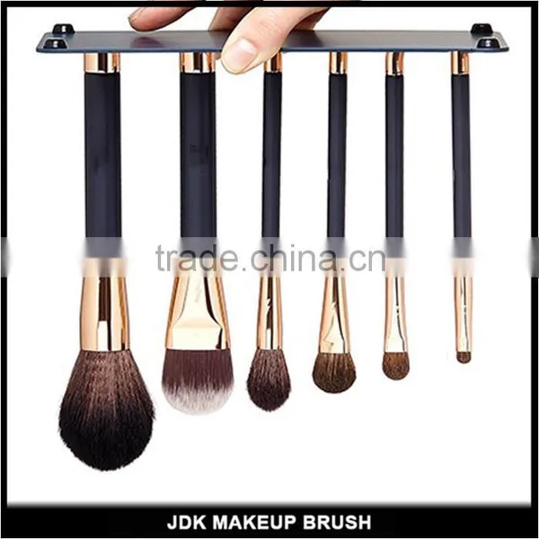 Hot Sell New Magnet Makeup Brush Eyeshadow Brush Blush Brush Magnetic Makeup Brush Set photo-2