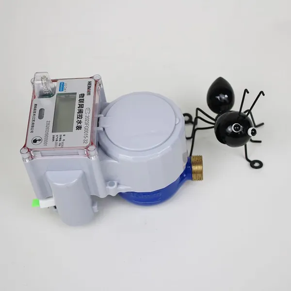 Haushaltswasserzähler mit Vorauszahlungssystem und automatischem Ventilabschluss photo-2