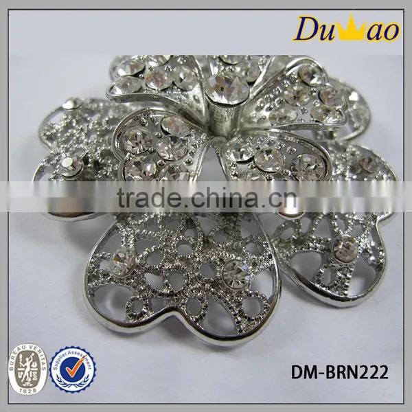 Popular Unique Design Silver Blowing Flower Bridal Rhinestone Metal Brooch photo-3