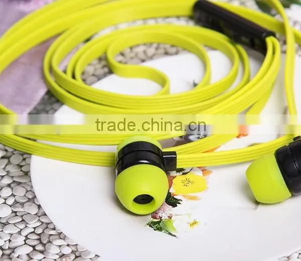 High Quality Sports Style Mobile Phone Custom Made Earphones Flat Cable Headphones photo-4