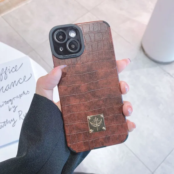 Personalized Maple Leaf Logo Vintage Crocodile Magsafe Fine Hole Mobile Phone Case For Iphone 7 8P X Xr 11 12 13 14 Pro Max photo-4