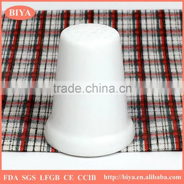 White Ceramics Porcelain Ceramic Thimble Set or Hand Ring High-end Unique Jewelry Holder photo-2
