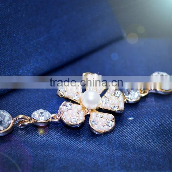 Lady's Cubic Zirconia Crystal Five Petals Flower Charm Bangle Bracelet photo-3