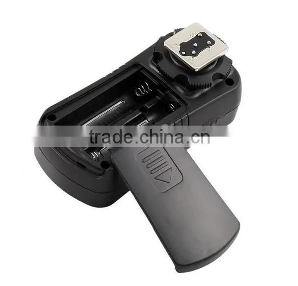 Yongnuo RF605N Flash Trigger With Lcd Display for Nikon D4, D3x,D800E, D800, D700,D610, D600, D7100, D7000, D90 photo-4