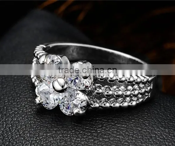 Wholesale Fashion Jewelry Gold/silver Clear Crystal Luxury Wedding Piston Ring photo-3