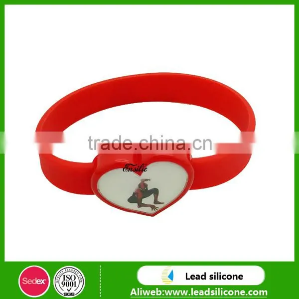 High Quality Cheap Debossed Silicone Wristbands/ Custom Silicone Heart Watch Bracelets photo-2