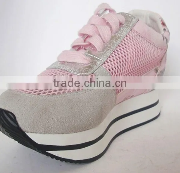 Fashionable PU Insole Grey and Pink PU Upper Shoes for Women photo-2