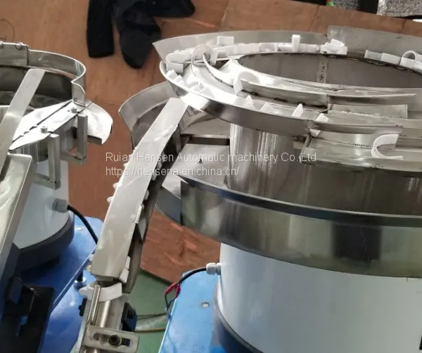 Automatic Cable Clip assembly machine photo-3