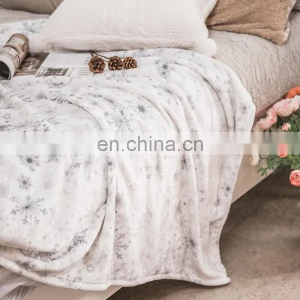 100%Polyester Super Soft Coral Fleece Snowflake Printed Plush Throw Blanket photo-6