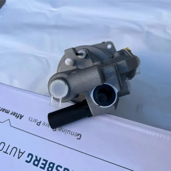 Good Quality Other Bus Auto Parts Spare 1604-00888 KA-1000540191 Clutch Slave Cylinder photo-4