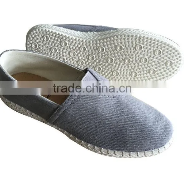 Latest Rubber Sole Canvas Shoes for Men photo-2