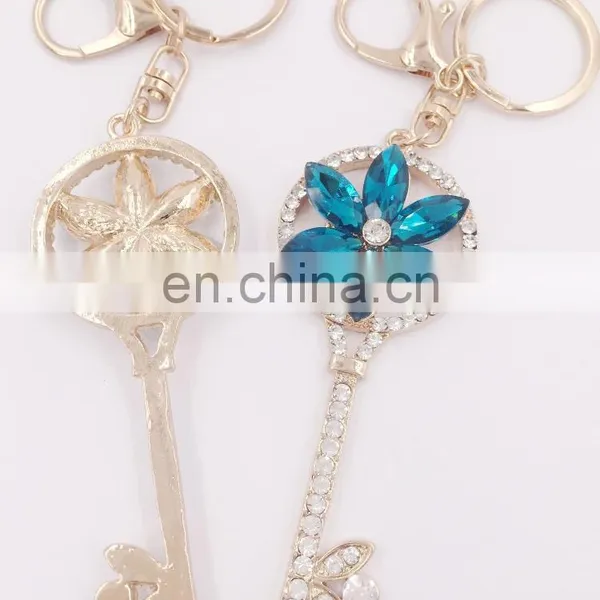 Fashion Creative New Product Crystal Key Chain Metal Key Chain Petal Key Chain photo-3