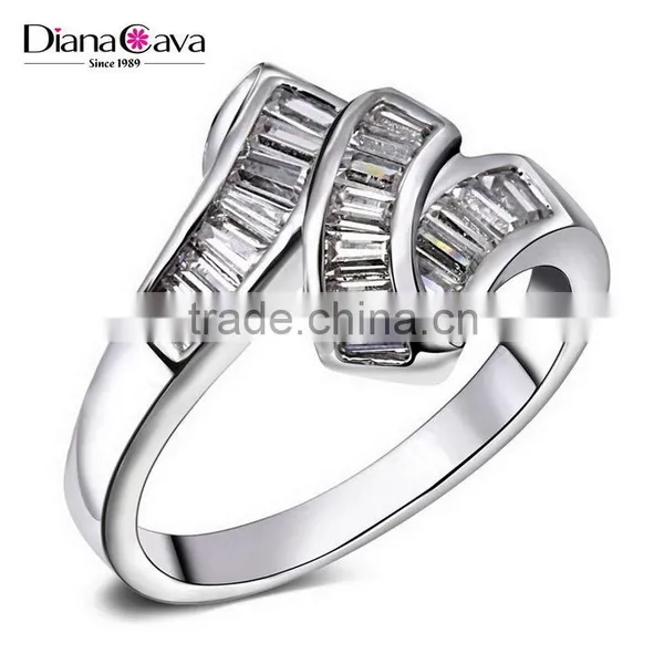 Simple Vintage Classic Costume Jewelry Hot Wedding Band Channel Setting CZ Ring photo-2
