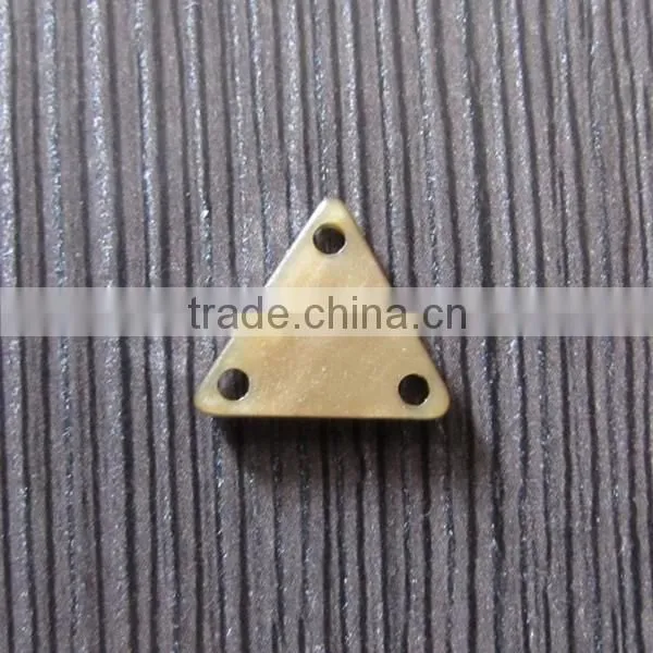 Golden Triangle Plastic Made Resin Label photo-3