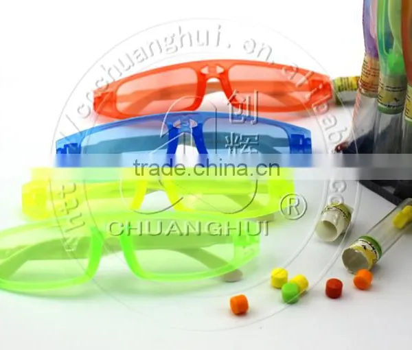 Plastic Eyeglasses Toys With Candy photo-3