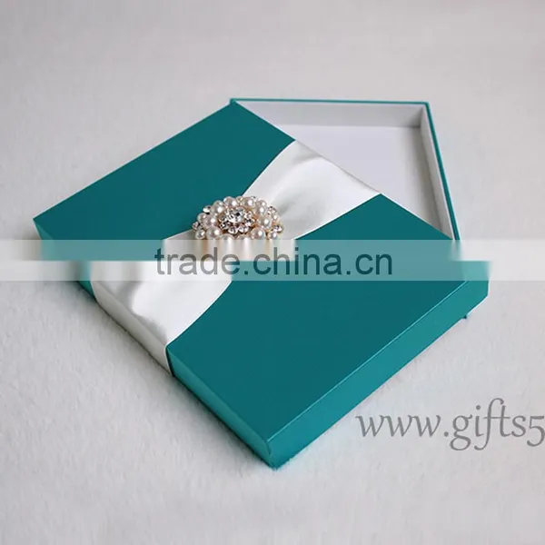Gorgeous Silk Box Wedding Invitations Card Box Wholesale photo-4